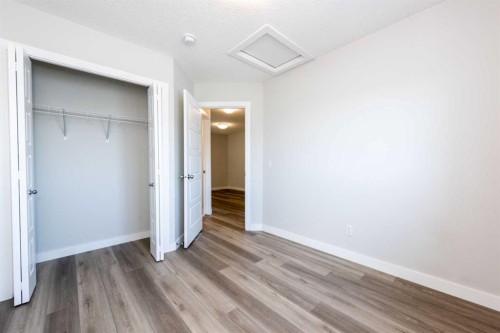568 Legacy Circle Se, Calgary, AB - Indoor Photo Showing Other Room