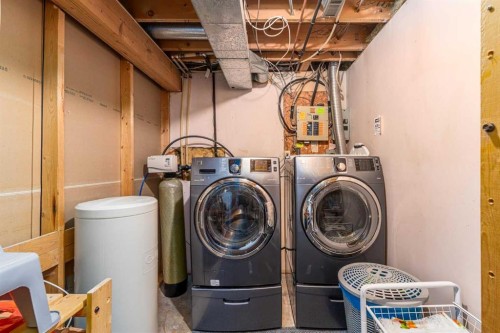71 Sunmills Drive Se, Calgary, AB - Indoor Photo Showing Laundry Room