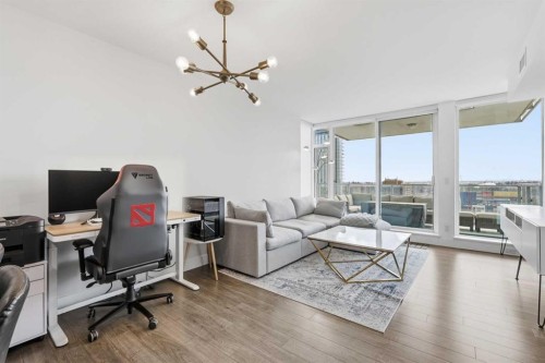 1606-519 Riverfront Avenue Se, Calgary, AB - Indoor Photo Showing Living Room