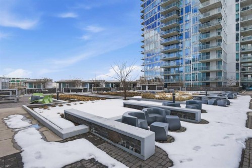 1606-519 Riverfront Avenue Se, Calgary, AB - Outdoor With Balcony With Facade