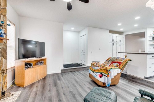 133 6 Avenue Se, Three Hills, AB - Indoor