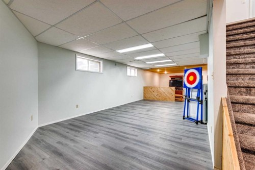 133 6 Avenue Se, Three Hills, AB - Indoor Photo Showing Basement