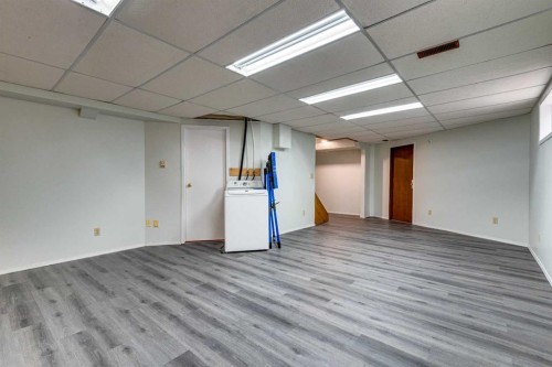133 6 Avenue Se, Three Hills, AB - Indoor Photo Showing Basement