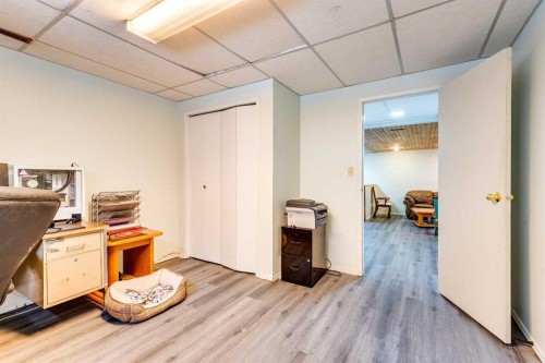 133 6 Avenue Se, Three Hills, AB - Indoor
