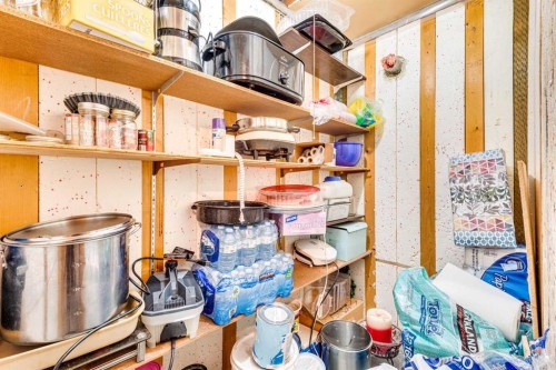133 6 Avenue Se, Three Hills, AB - Indoor