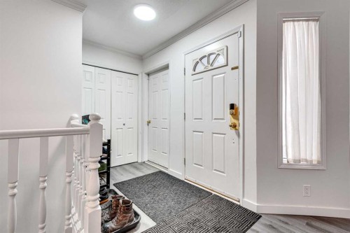 133 6 Avenue Se, Three Hills, AB - Indoor Photo Showing Other Room