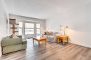 133 6 Avenue Se, Three Hills, AB  - Indoor Photo Showing Living Room 