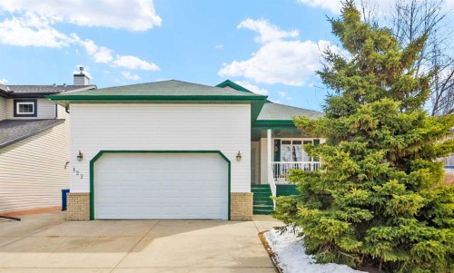 122 Carriage Lane Road  Carstairs, AB T0M 0N0