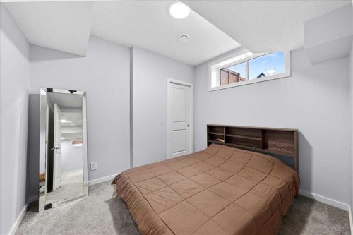 318 Walcrest Way Se, Calgary, AB - Indoor Photo Showing Bedroom