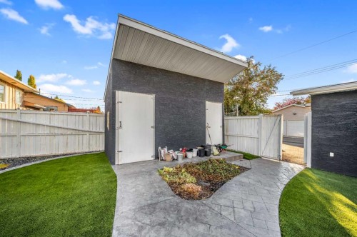 10012 Willowview Road Se, Calgary, AB - Outdoor