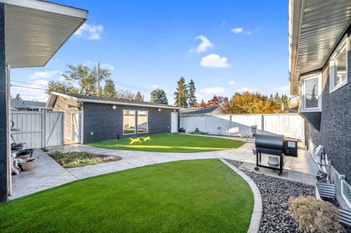 10012 Willowview Road Se, Calgary, AB - Outdoor