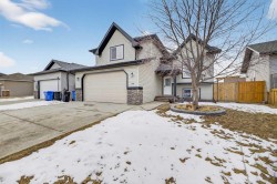 1533 Mcalpine Street Carstairs, AB T0M 0N0