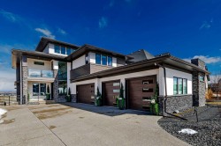 6 Juneberry Heights Rural Rocky View County, AB T3Z 0E6