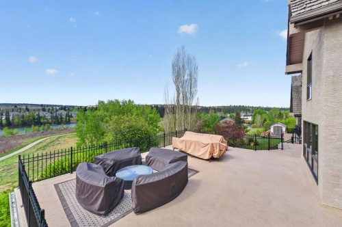 102 West Terrace Crescent, Cochrane, AB 