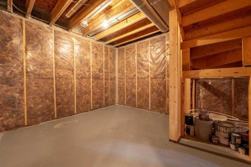 141 Boulder Creek Place, Langdon, AB - Indoor Photo Showing Other Room