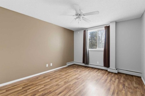 14D-80 Galbraith Drive Sw, Calgary, AB - Indoor Photo Showing Other Room