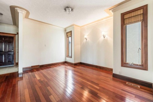 8 Coulee Park Sw, Calgary, AB - Indoor Photo Showing Other Room