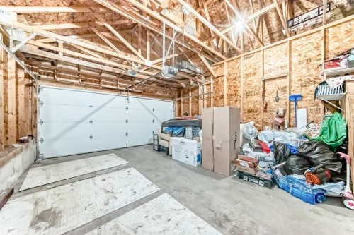 241 Los Alamos Place Ne, Calgary, AB - Indoor Photo Showing Garage
