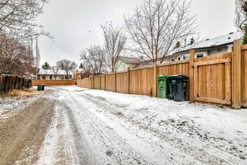 173 Shannon Hill Sw, Calgary, AB - Outdoor