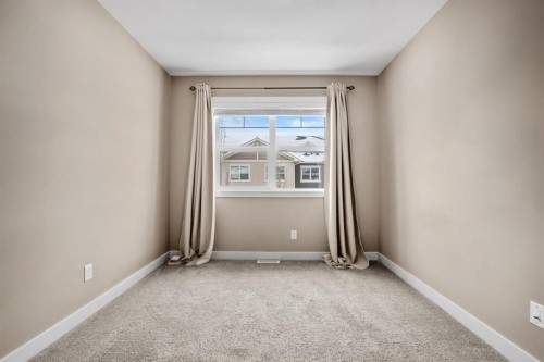 309 Skyview Ranch Grove Ne, Calgary, AB - Indoor Photo Showing Other Room