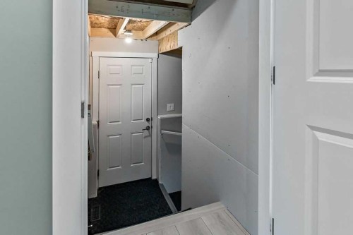 5 Birch Glen, Okotoks, AB - Indoor Photo Showing Other Room