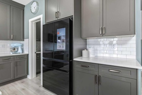 5 Birch Glen, Okotoks, AB - Indoor Photo Showing Kitchen