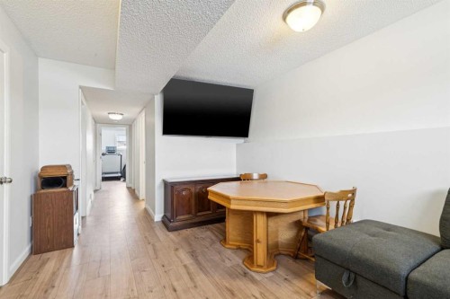 60 Erin Meadow Way Se, Calgary, AB - Indoor
