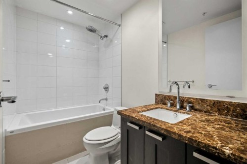 314-222 Riverfront Avenue Sw, Calgary, AB - Indoor Photo Showing Bathroom