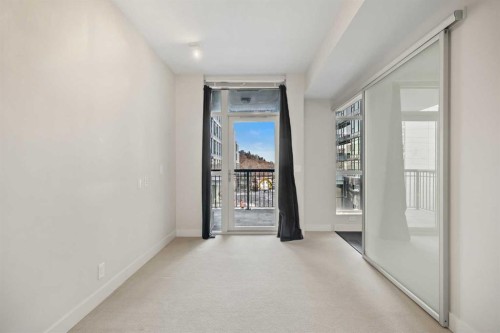 314-222 Riverfront Avenue Sw, Calgary, AB - Indoor Photo Showing Other Room