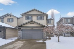 6 Royal Birch Rise NW Calgary, AB T3G 5K2
