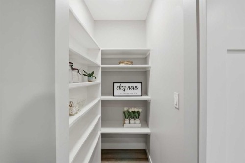 3426 5 Avenue Nw, Calgary, AB - Indoor With Storage