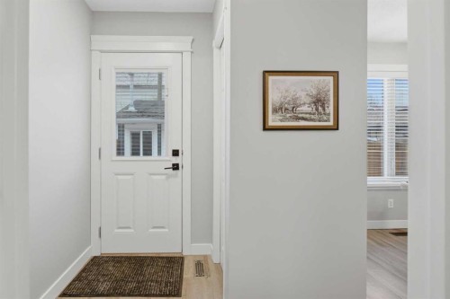 3426 5 Avenue Nw, Calgary, AB - Indoor Photo Showing Other Room