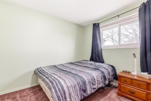 36 Castleglen Way Ne, Calgary, AB - Indoor Photo Showing Bedroom