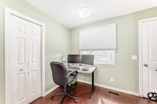 36 Castleglen Way Ne, Calgary, AB - Indoor Photo Showing Office