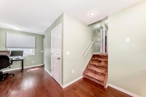 36 Castleglen Way Ne, Calgary, AB - Indoor Photo Showing Office