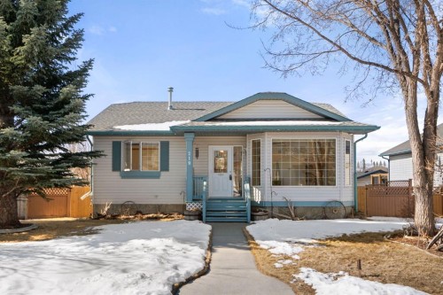 219 Quigley Drive  Cochrane, AB T4C 1T3
