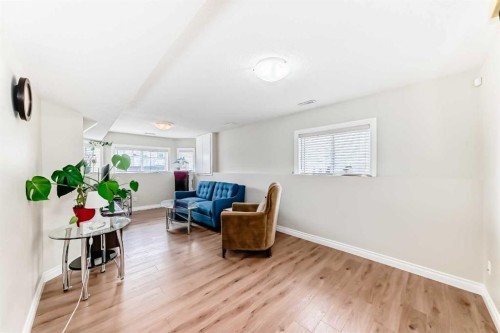 172 Sunset Heights, Crossfield, AB - Indoor