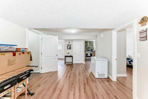 172 Sunset Heights, Crossfield, AB - Indoor Photo Showing Other Room