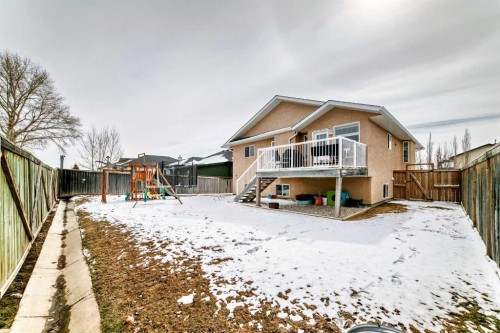 172 Sunset Heights, Crossfield, AB - Outdoor