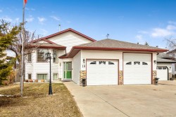 10 Madison Court Strathmore, AB T1P 1M5