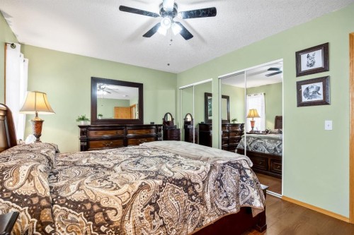 10 Madison Court, Strathmore, AB - Indoor Photo Showing Bedroom