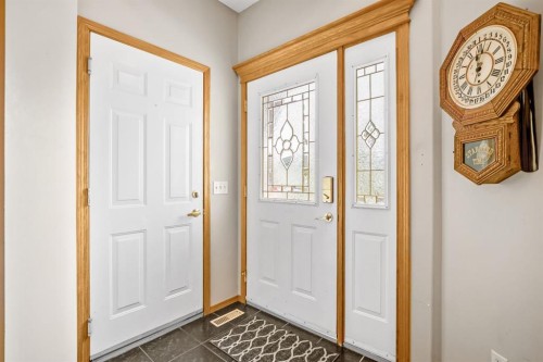 10 Madison Court, Strathmore, AB - Indoor Photo Showing Other Room