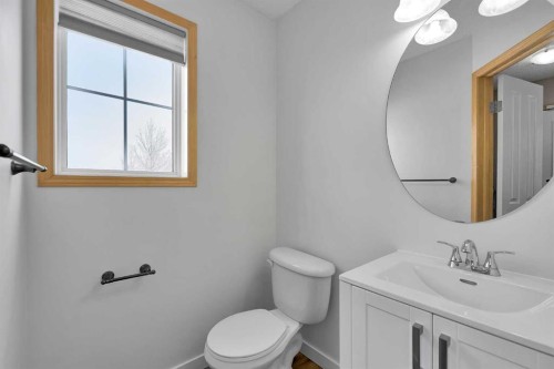 89 Covebrook Place Ne, Calgary, AB - Indoor Photo Showing Bathroom
