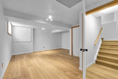 89 Covebrook Place Ne, Calgary, AB - Indoor