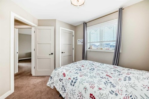 153 Van Slyke Way, Red Deer, AB - Indoor Photo Showing Bedroom