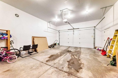 153 Van Slyke Way, Red Deer, AB - Indoor Photo Showing Garage
