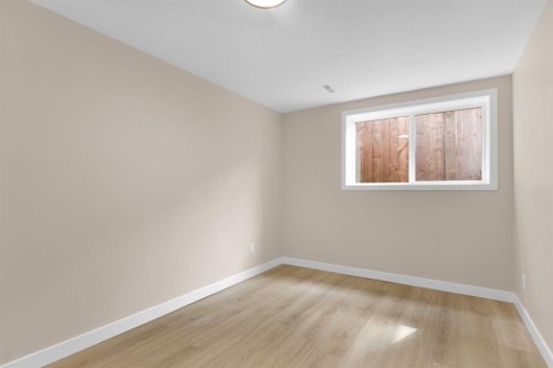 956 Bracewood Rise Sw, Calgary, AB - Indoor Photo Showing Other Room