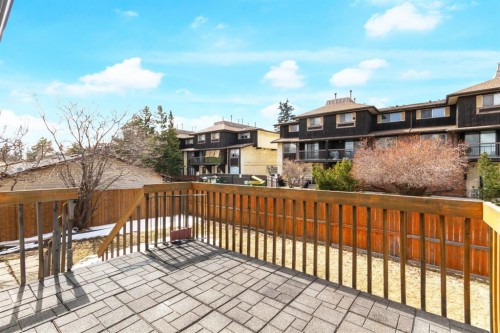 956 Bracewood Rise Sw, Calgary, AB - Outdoor