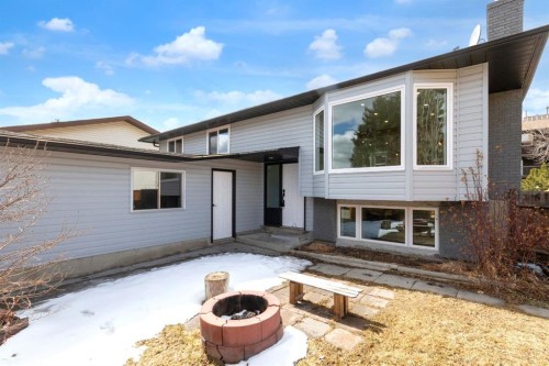 956 Bracewood Rise Sw, Calgary, AB - Outdoor With Exterior