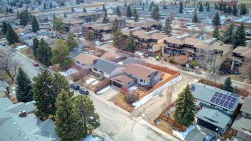 956 Bracewood Rise Sw, Calgary, AB - Outdoor With View